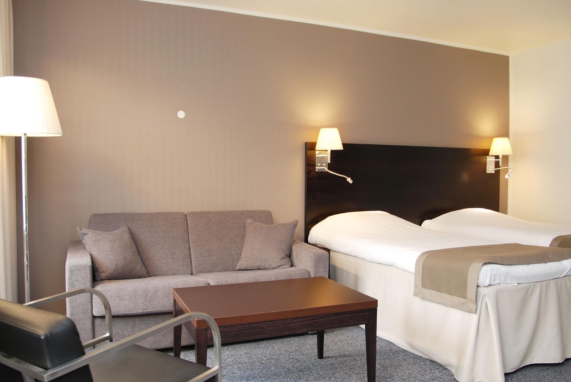 Comfort Hotel Victoria Флоро Экстерьер фото