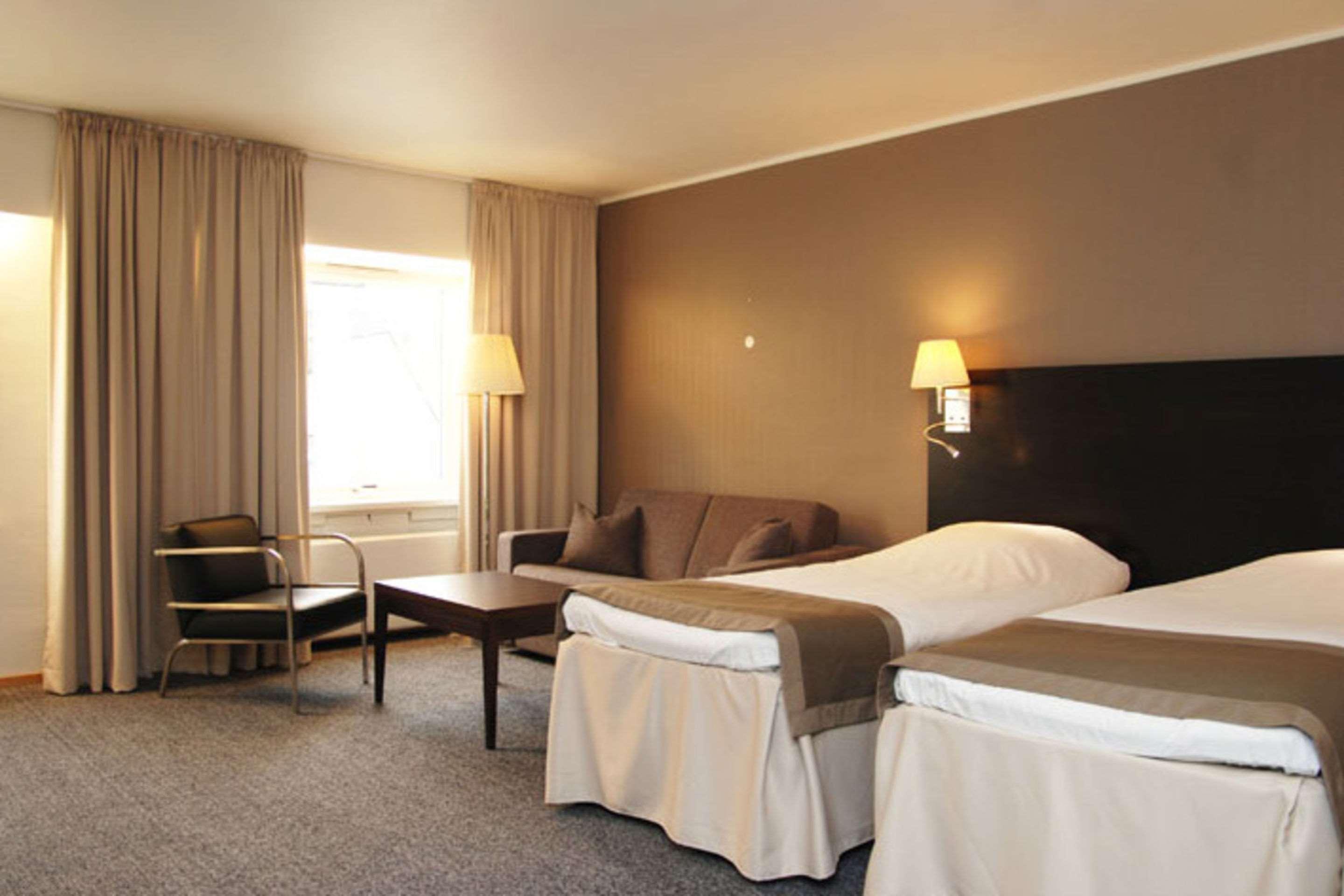 Comfort Hotel Victoria Флоро Экстерьер фото