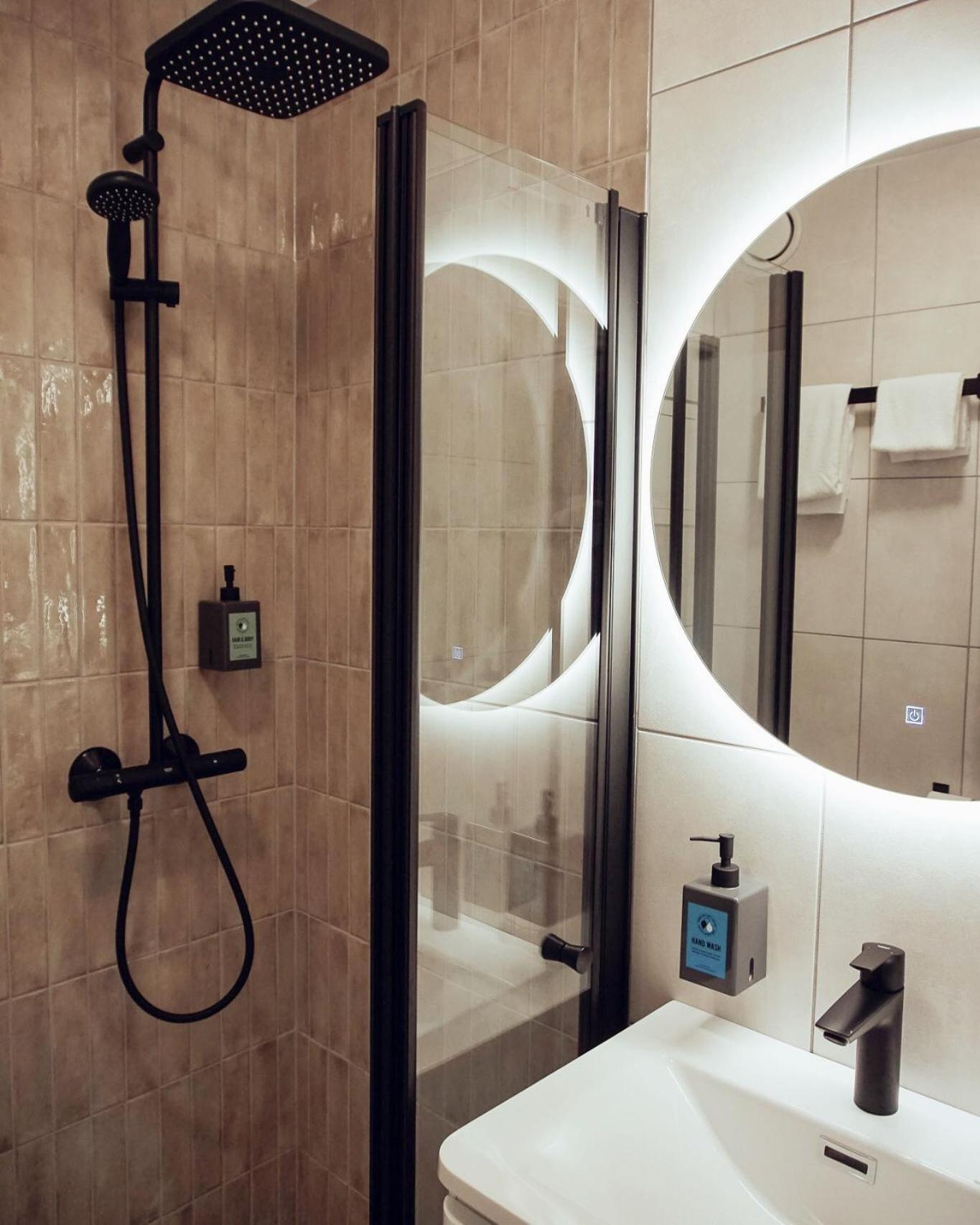Comfort Hotel Victoria Флоро Экстерьер фото