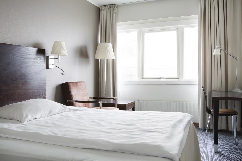 Comfort Hotel Victoria Флоро Экстерьер фото