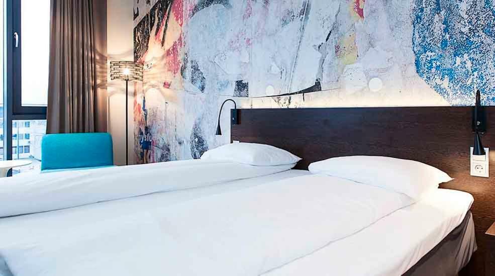 Comfort Hotel Victoria Флоро Экстерьер фото